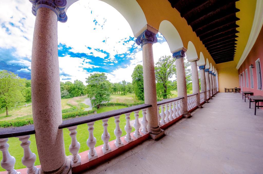Palac Krobielowice Kąty Wrocławskie エクステリア 写真