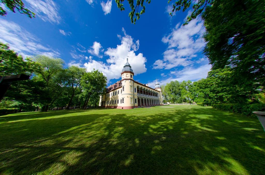 Palac Krobielowice Kąty Wrocławskie エクステリア 写真