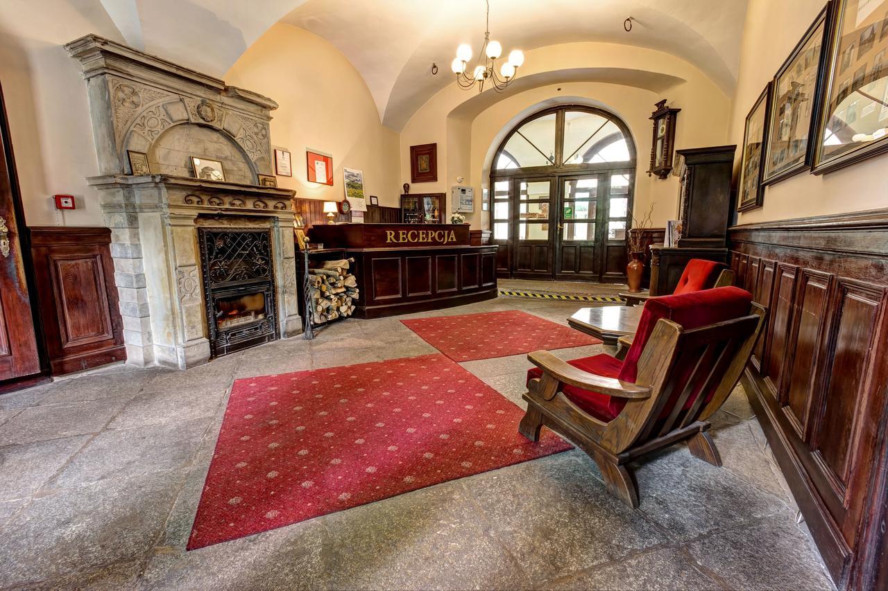 Palac Krobielowice Kąty Wrocławskie エクステリア 写真
