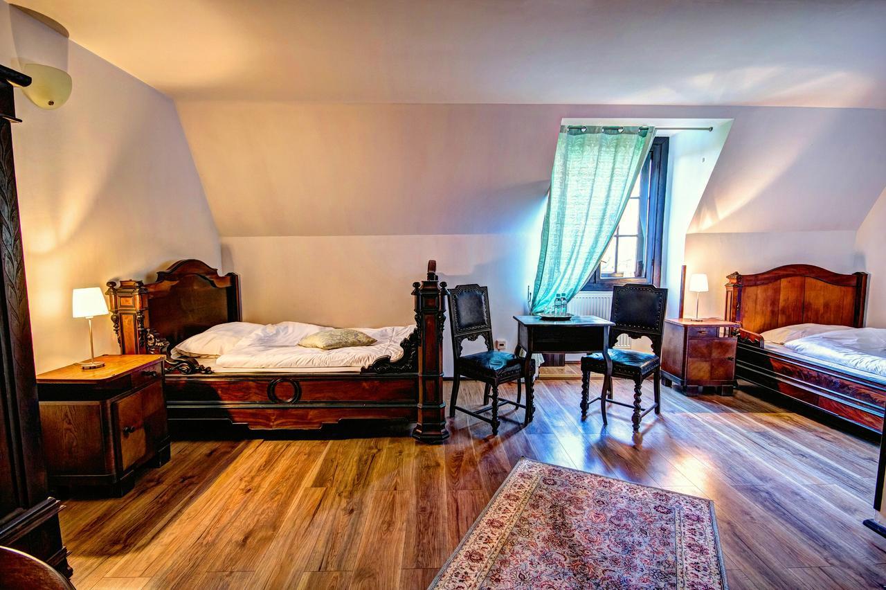 Palac Krobielowice Kąty Wrocławskie エクステリア 写真